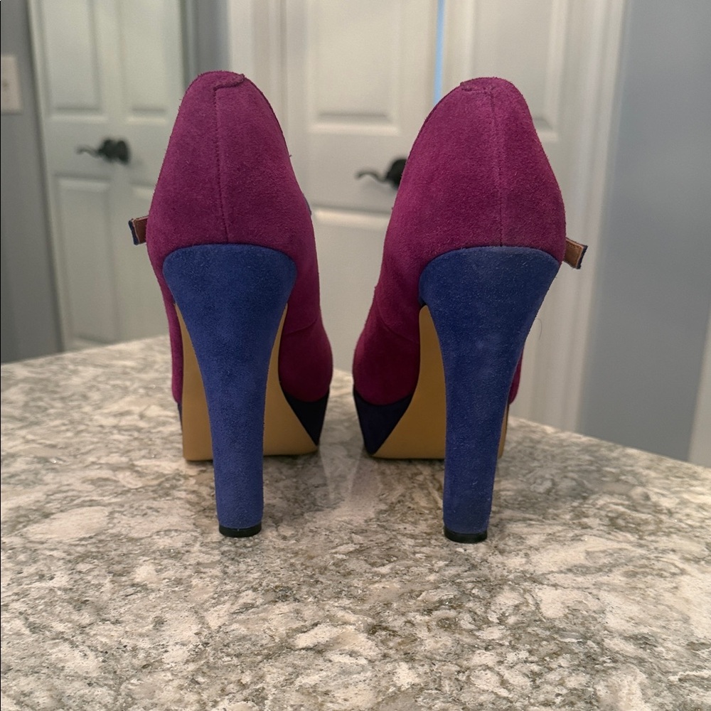 Steve Madden Women's Fuchsia and Purple Heels - Picture 3 of 4